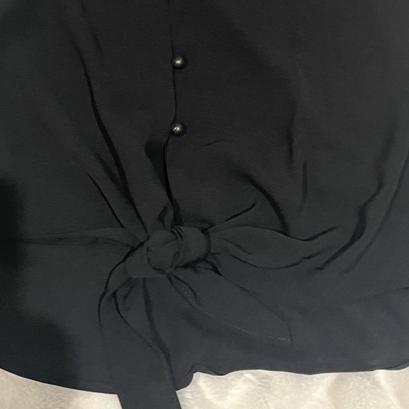 Women's Top- black ruffle on top of should -worn for 2 hrsMint cond. Siz… - Picture 4 of 6